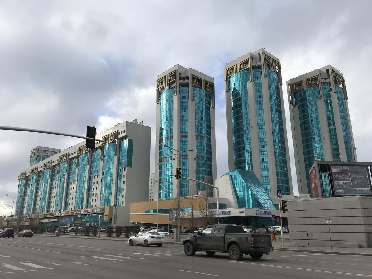 Apartments Near Bayterek Astana Exterior foto